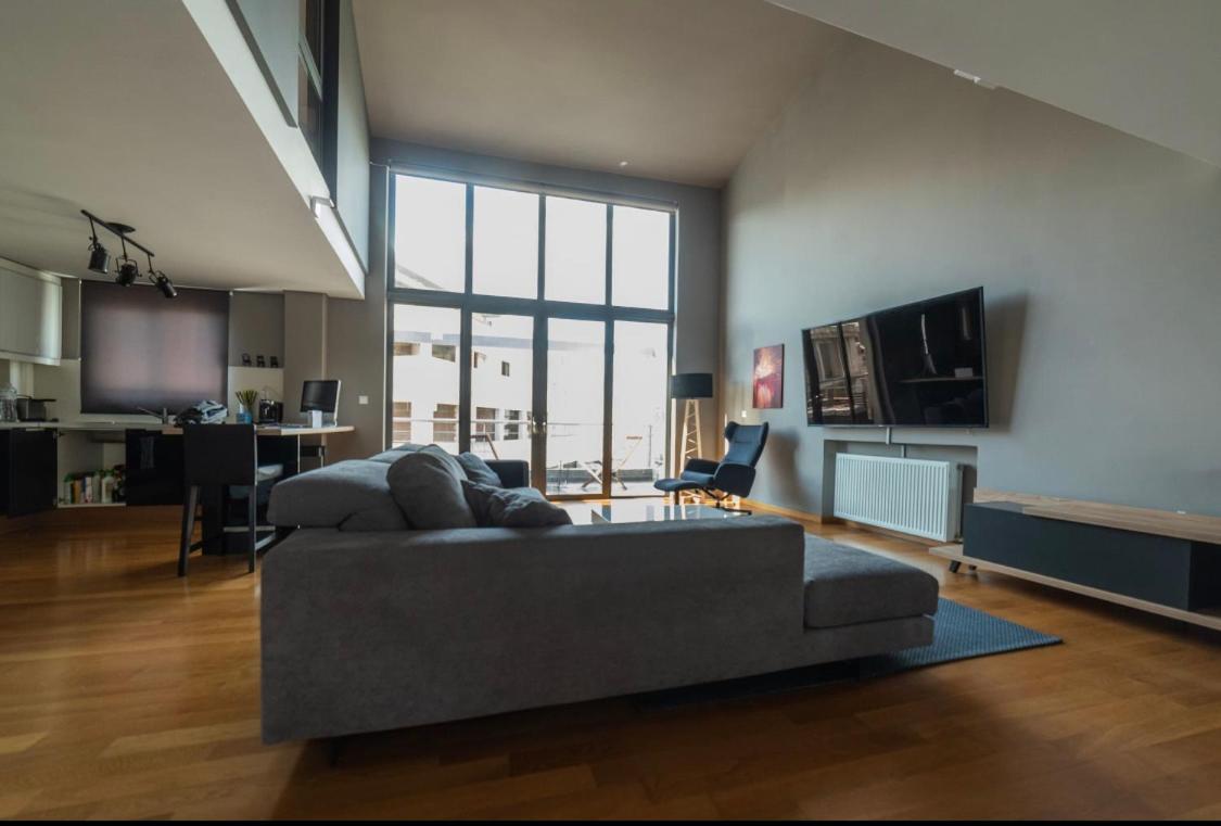 Minimal Brand New Loft Next To Subway Apartment Athens Ngoại thất bức ảnh