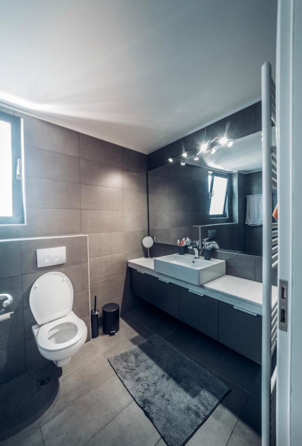 Minimal Brand New Loft Next To Subway Apartment Athens Ngoại thất bức ảnh